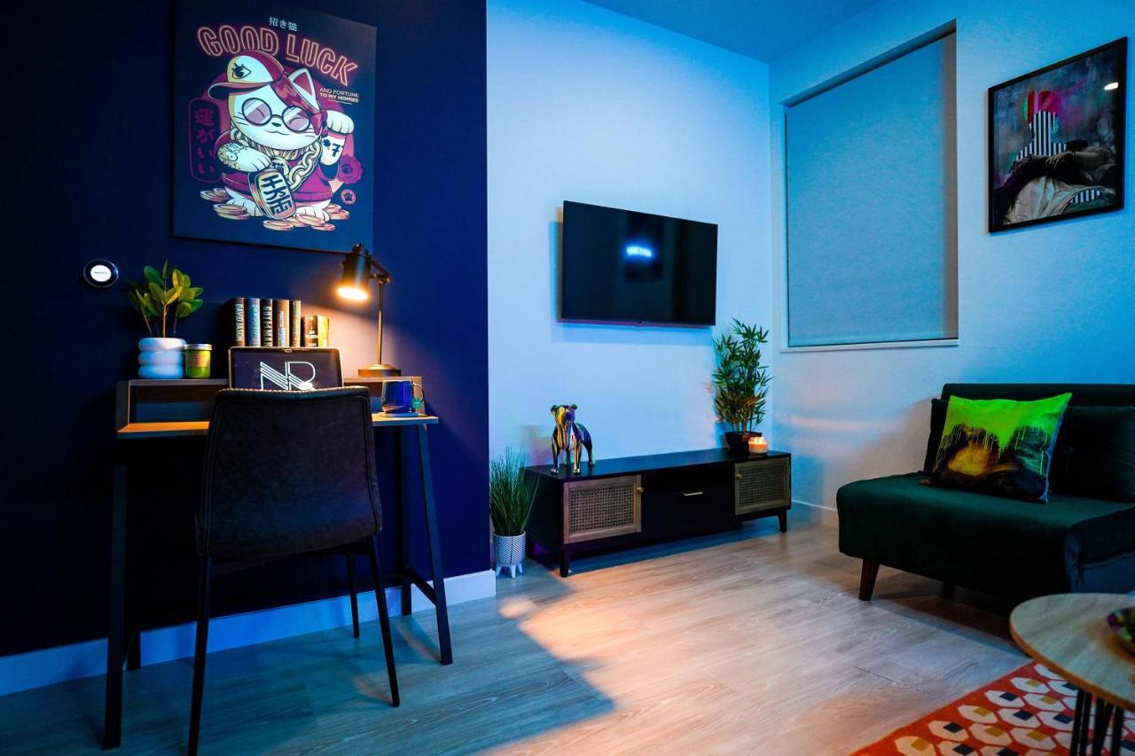 Luxury Stevenage Town Centre Apartment Exterior foto